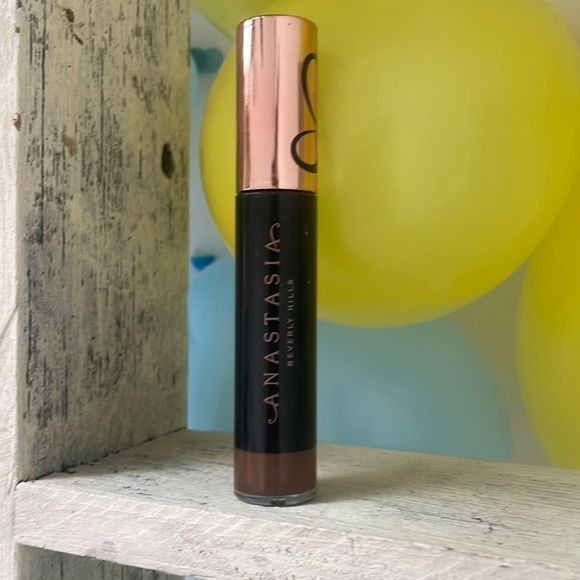Magic Touch Medium to Full Coverage Concealer 24 - Picture 1 of 1